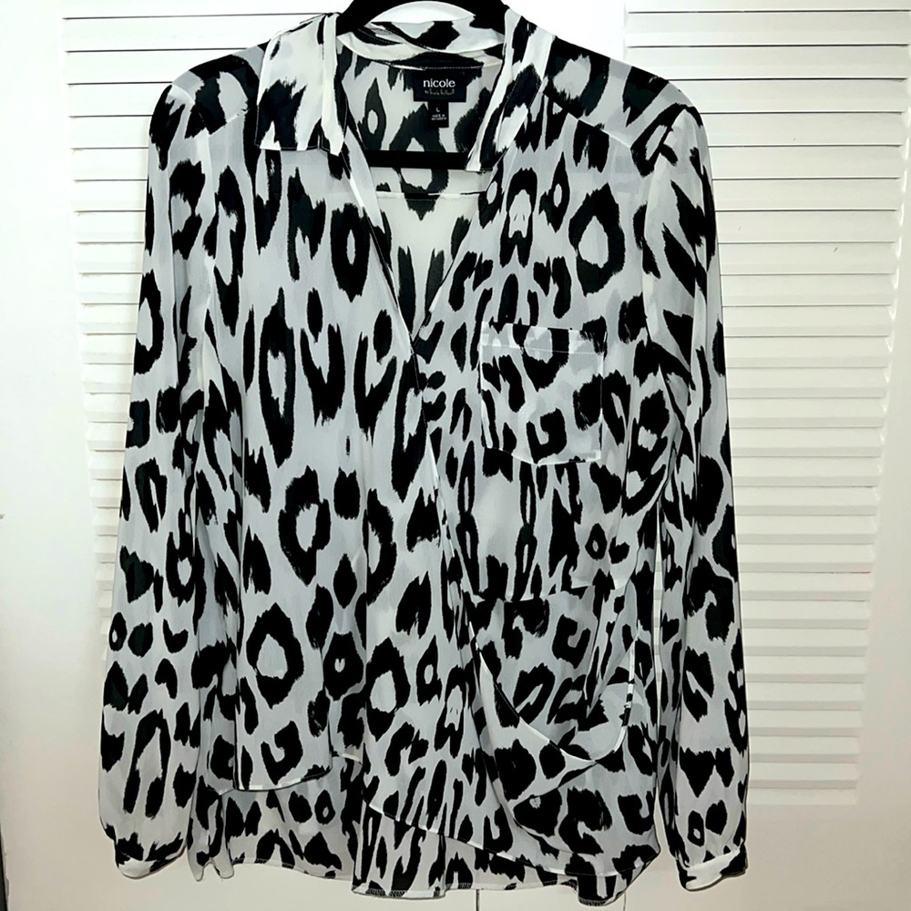 Black and white lepoard blouse